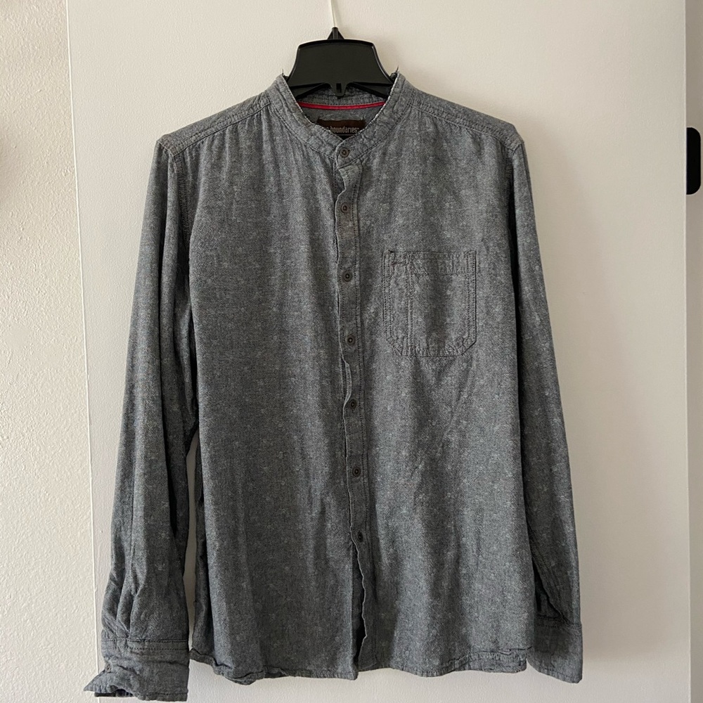 No Boundaries Large Collarless Crossbones Button - image 1